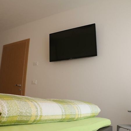 Appartment Larcher - Manzoni เมราโน ภายนอก รูปภาพ