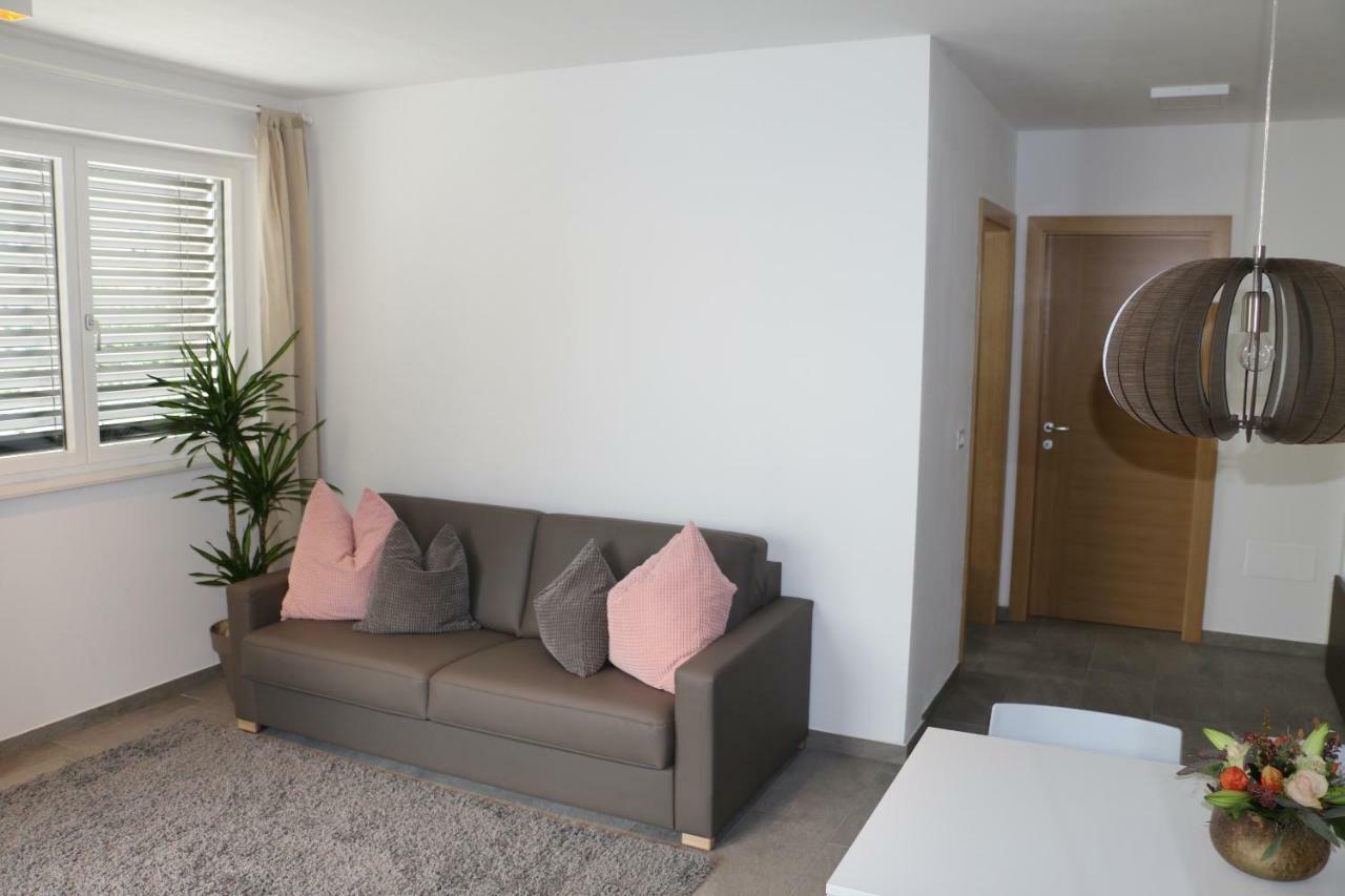 Appartment Larcher - Manzoni เมราโน ภายนอก รูปภาพ